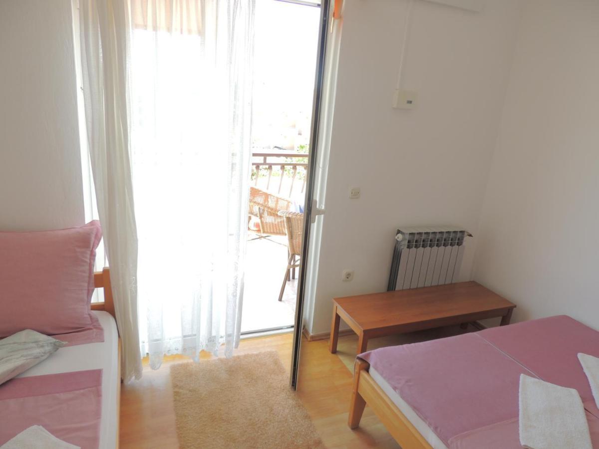 Apartmani Sutic Promajna Kültér fotó