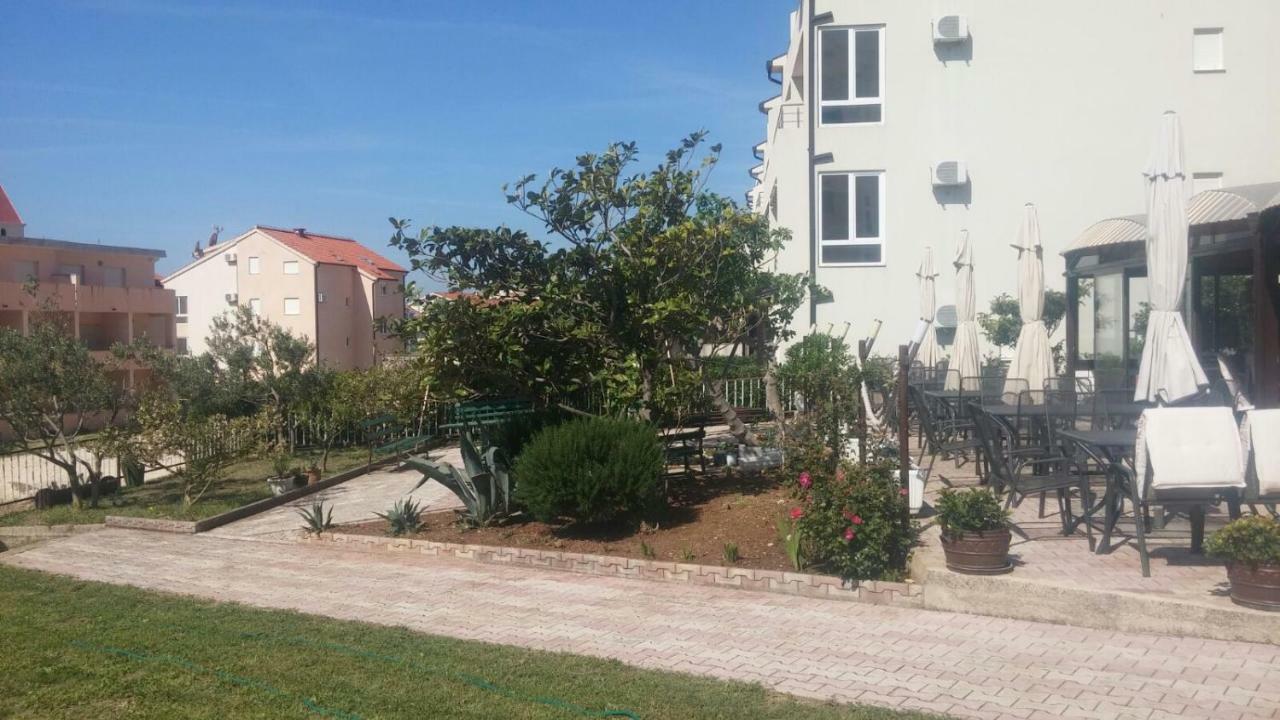Apartmani Sutic Promajna Kültér fotó