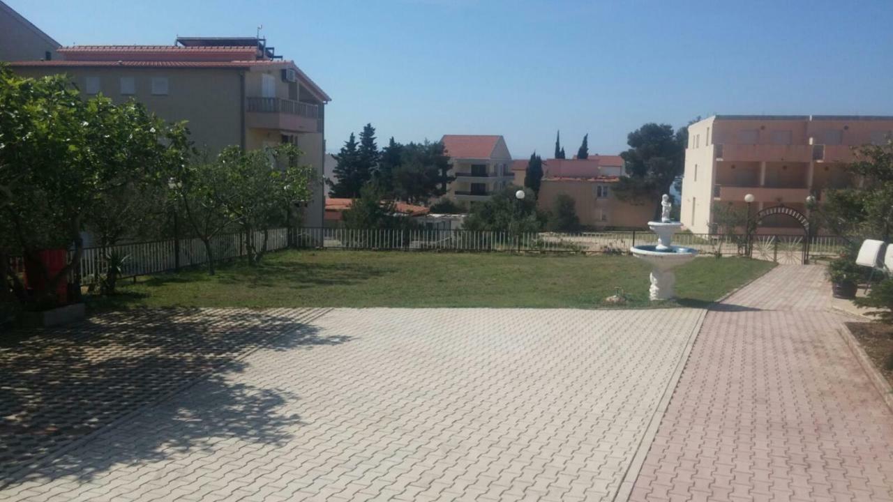 Apartmani Sutic Promajna Kültér fotó